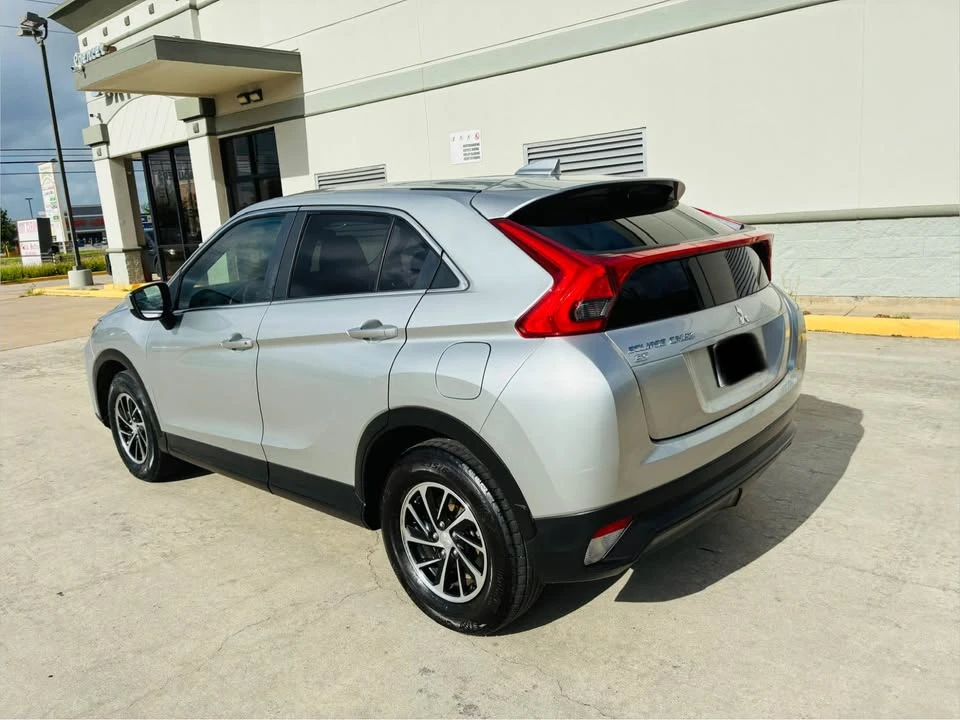 2020 Mitsubishi Eclipse Cross - Image 11 of 15