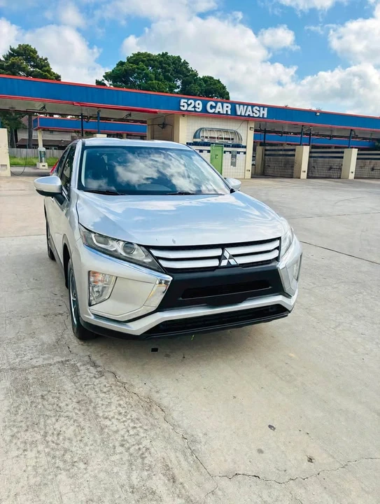 2020 Mitsubishi Eclipse Cross - Image 5 of 15