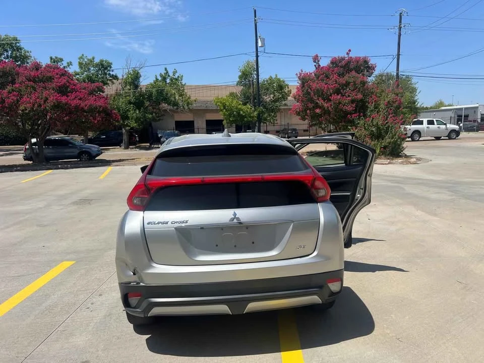 2020 Mitsubishi Eclipse Cross - Image 5 of 18