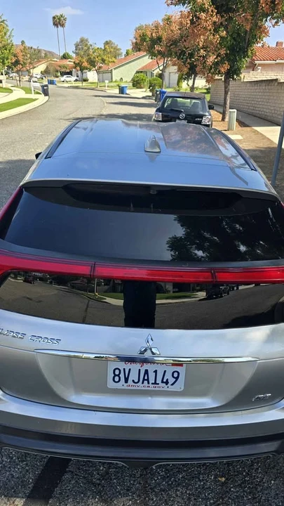 2020 Mitsubishi Eclipse Cross - Image 8 of 15