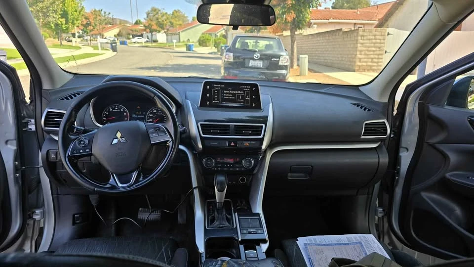 2020 Mitsubishi Eclipse Cross - Image 14 of 15