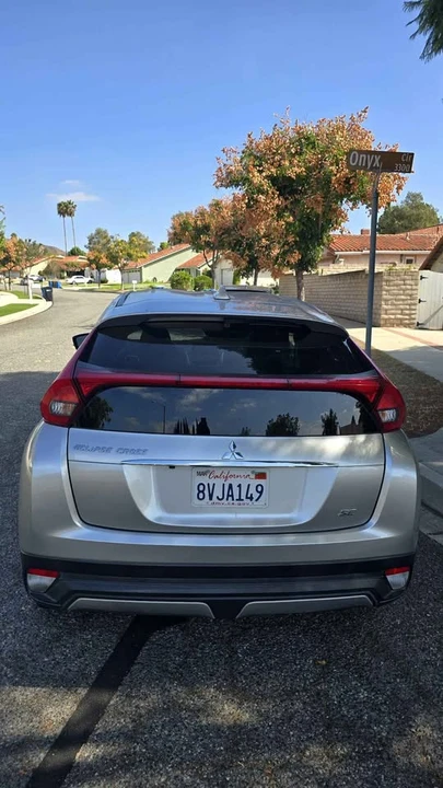 2020 Mitsubishi Eclipse Cross - Image 4 of 15