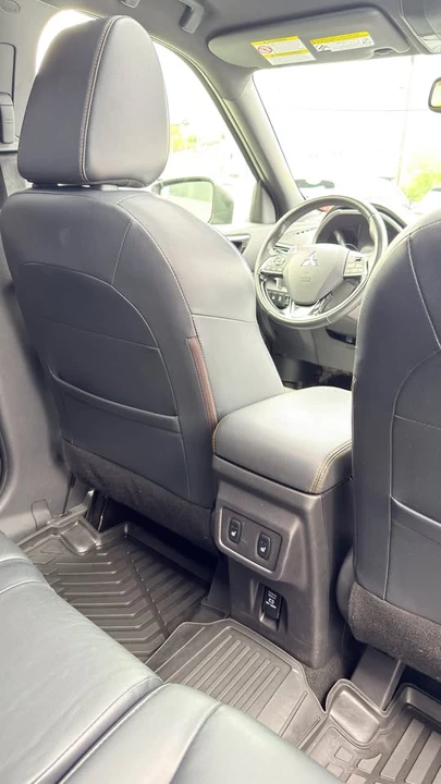 2020 Mitsubishi Eclipse Cross - Image 14 of 19