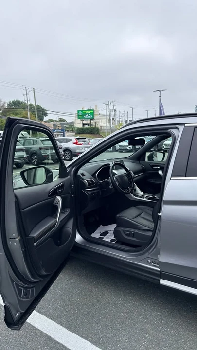 2020 Mitsubishi Eclipse Cross - Image 7 of 19