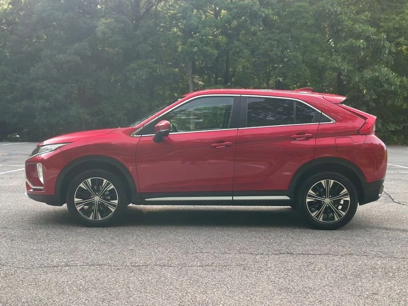2020 Mitsubishi Eclipse Cross - Image 2 of 18