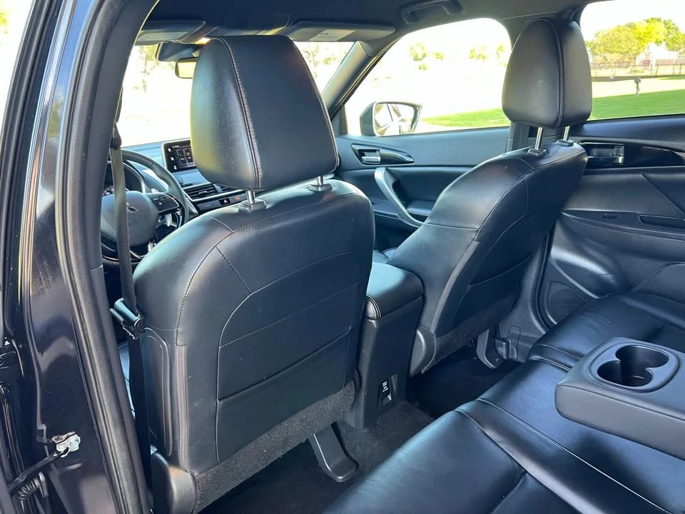 2020 Mitsubishi Eclipse Cross - Image 10 of 14