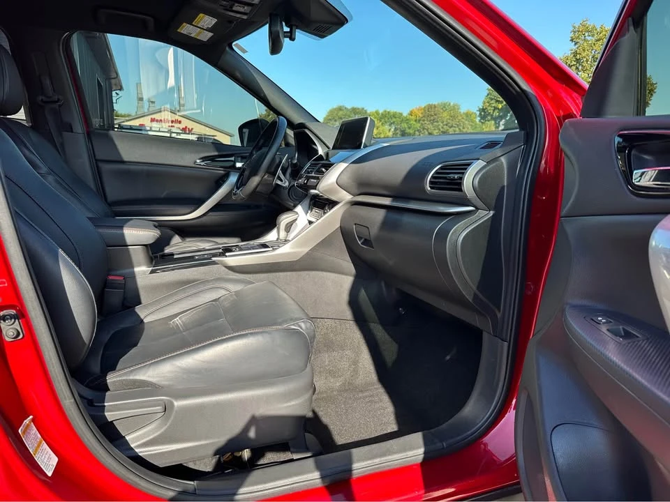 2020 Mitsubishi Eclipse Cross - Image 8 of 20