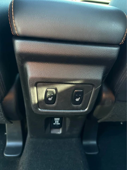 2020 Mitsubishi Eclipse Cross - Image 18 of 20