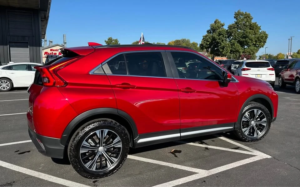 2020 Mitsubishi Eclipse Cross - Image 3 of 20