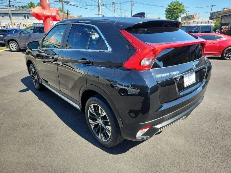 2020 Mitsubishi Eclipse Cross - Image 2 of 12