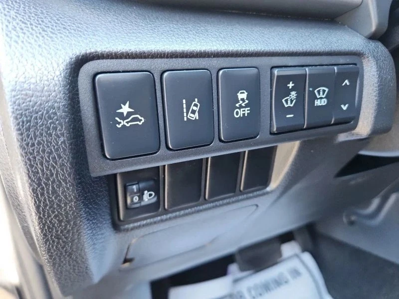 2020 Mitsubishi Eclipse Cross - Image 12 of 12