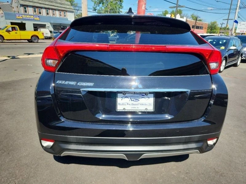2020 Mitsubishi Eclipse Cross - Image 3 of 12