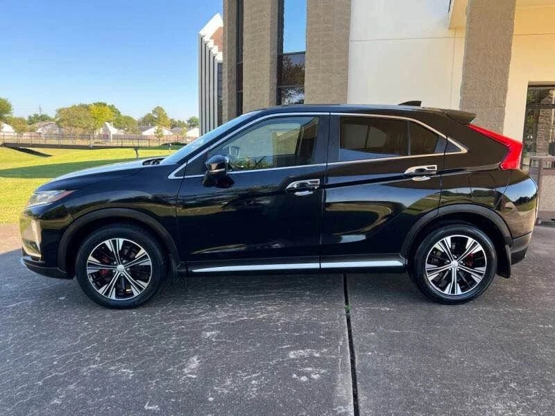 2020 Mitsubishi Eclipse Cross - Image 3 of 19