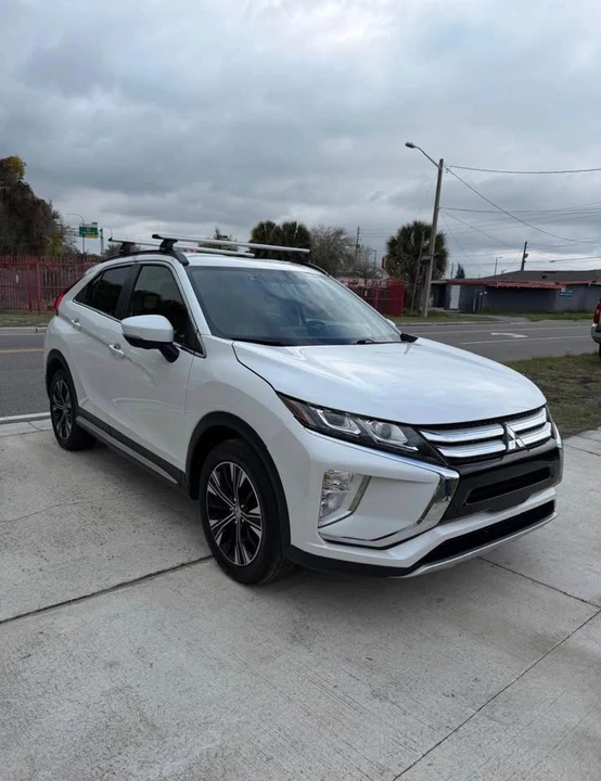 2020 Mitsubishi Eclipse Cross - Image 3 of 9
