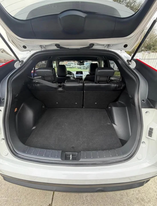 2020 Mitsubishi Eclipse Cross - Image 8 of 9
