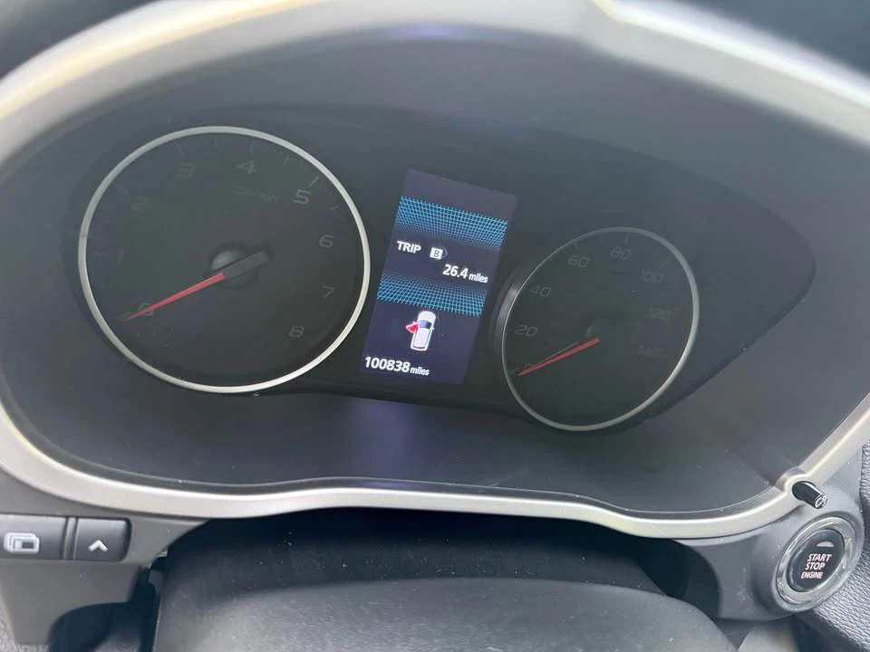2020 Mitsubishi Eclipse Cross - Image 3 of 17