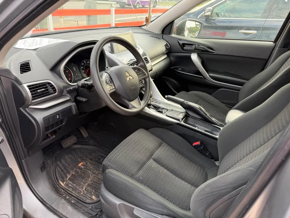 2020 Mitsubishi Eclipse Cross - Image 5 of 16