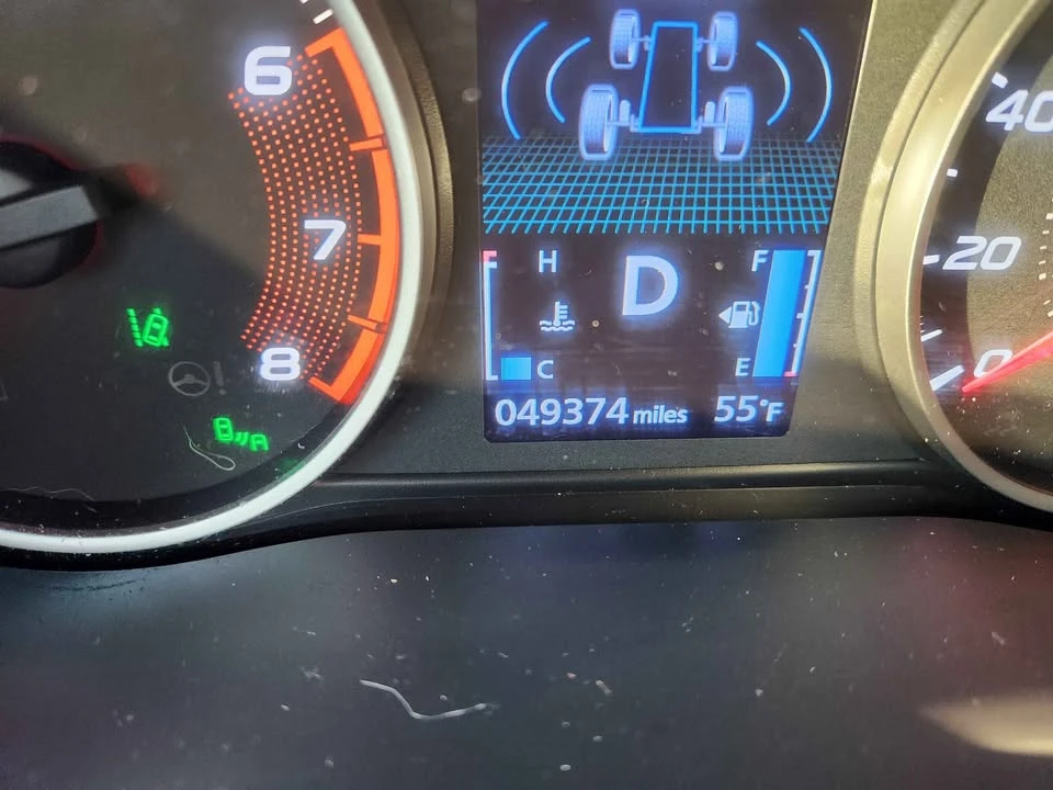 2020 Mitsubishi Eclipse Cross - Image 16 of 20