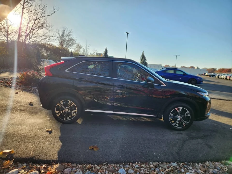 2020 Mitsubishi Eclipse Cross - Image 6 of 20