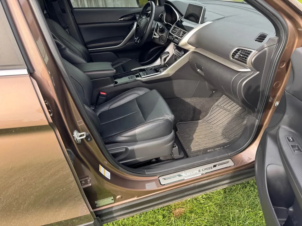 2020 Mitsubishi Eclipse Cross - Image 4 of 10