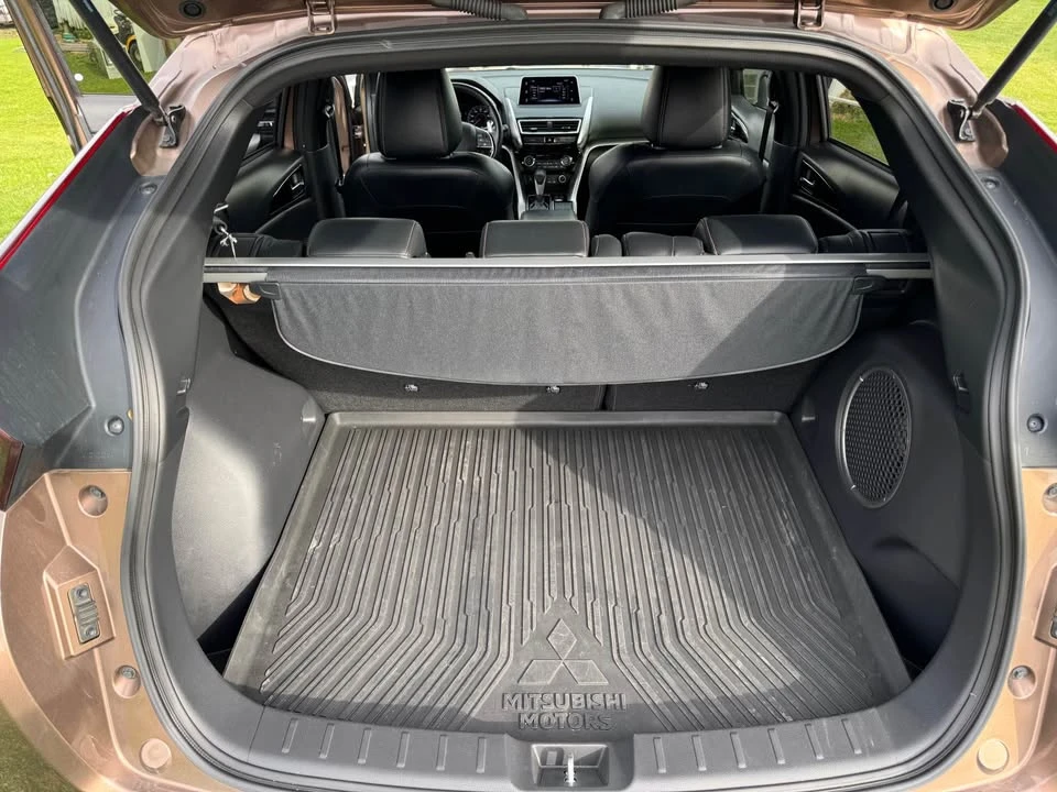 2020 Mitsubishi Eclipse Cross - Image 6 of 10
