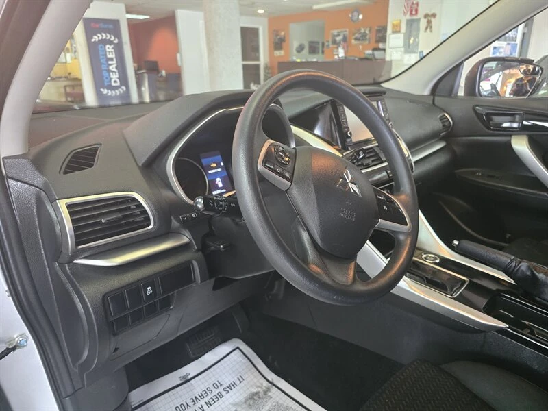 2020 Mitsubishi Eclipse Cross - Image 8 of 20
