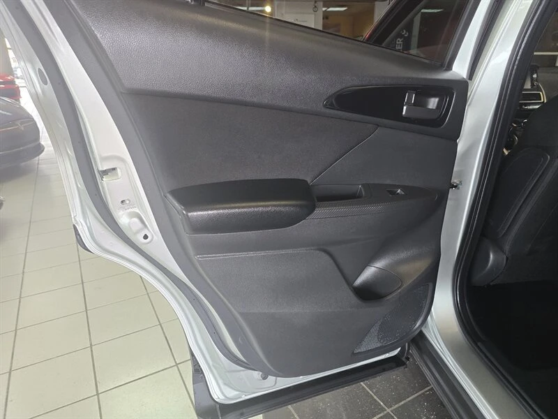 2020 Mitsubishi Eclipse Cross - Image 10 of 20