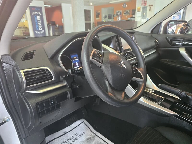 2020 Mitsubishi Eclipse Cross - Image 8 of 20