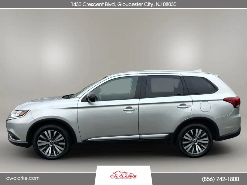 2020 Mitsubishi Outlander - Image 9 of 12