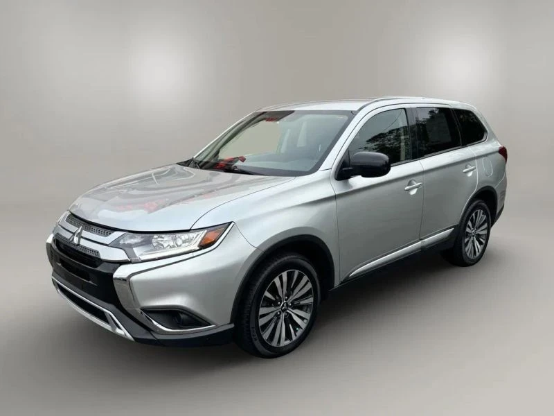 2020 Mitsubishi Outlander - Image 10 of 12