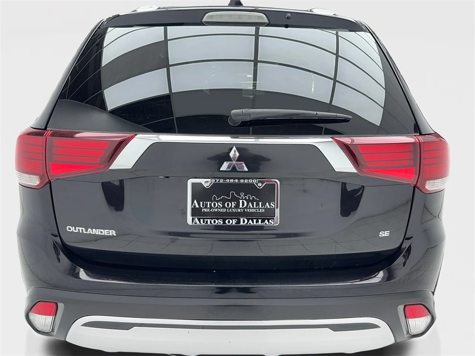 2020 Mitsubishi Outlander - Image 11 of 12