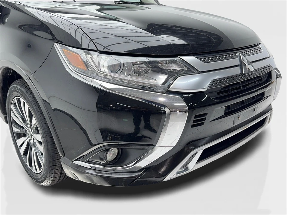2020 Mitsubishi Outlander - Image 3 of 12