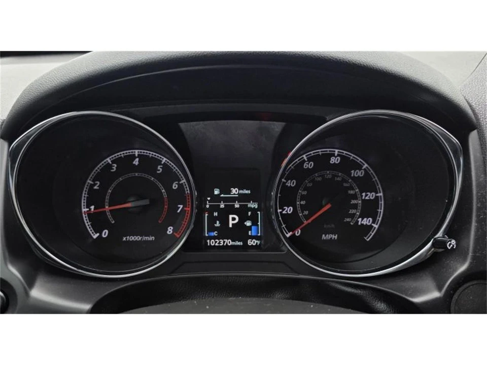 2020 Mitsubishi Outlander - Image 15 of 19