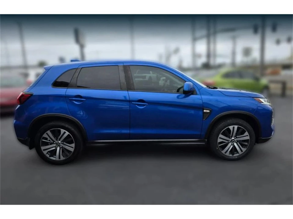 2020 Mitsubishi Outlander - Image 6 of 19
