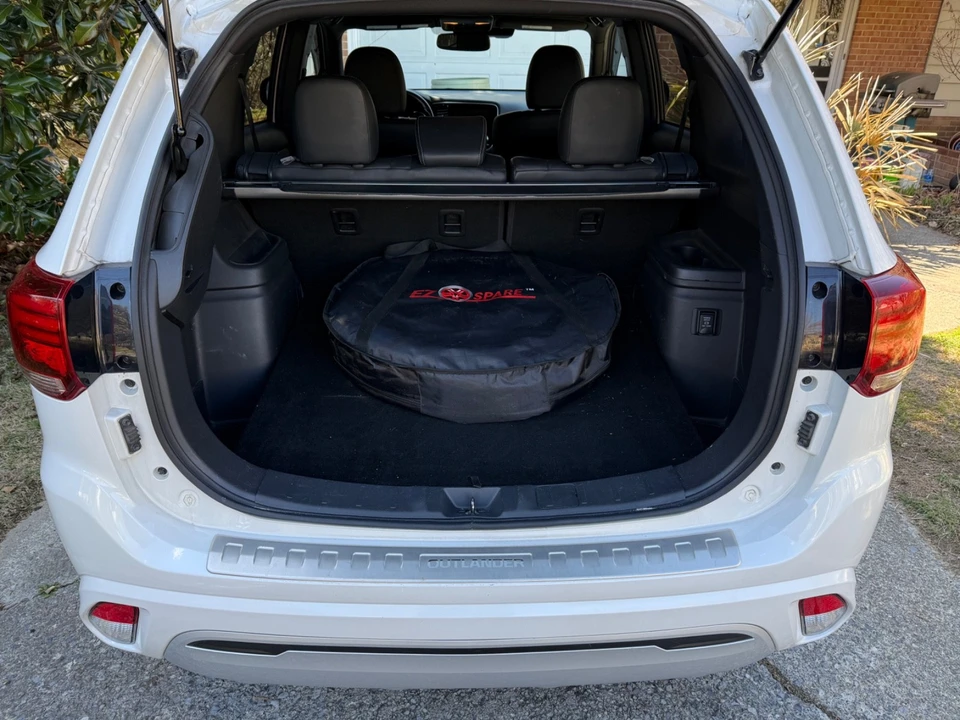 2020 Mitsubishi Outlander - Image 9 of 10