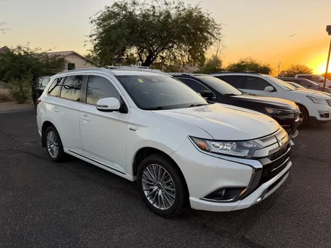 2020 Mitsubishi Outlander PHEV SEL Sport Utility 4D