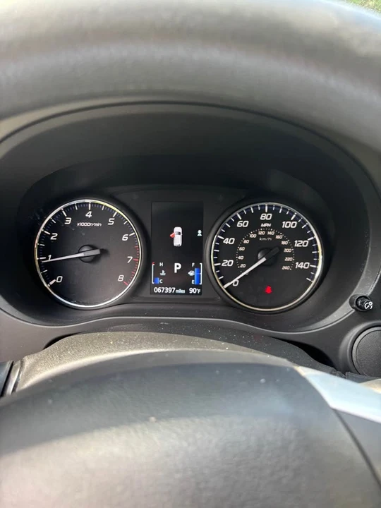 2020 Mitsubishi Outlander - Image 5 of 7
