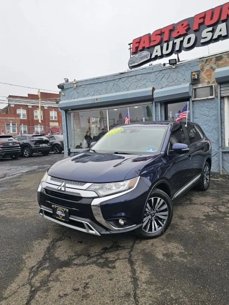 2020 Mitsubishi Outlander - Image 3 of 12