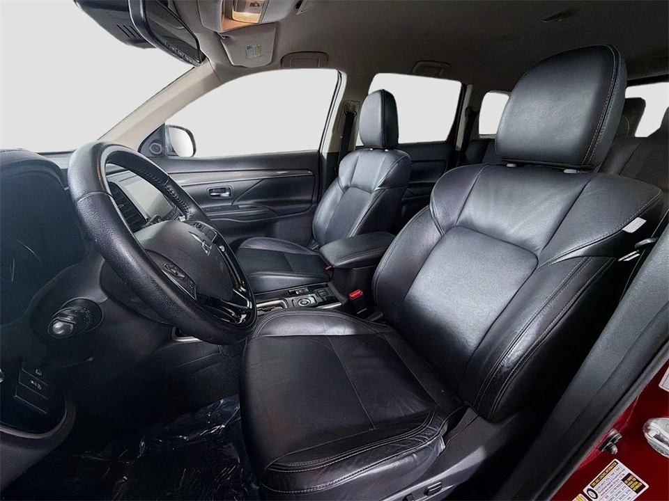 2020 Mitsubishi Outlander - Image 12 of 12