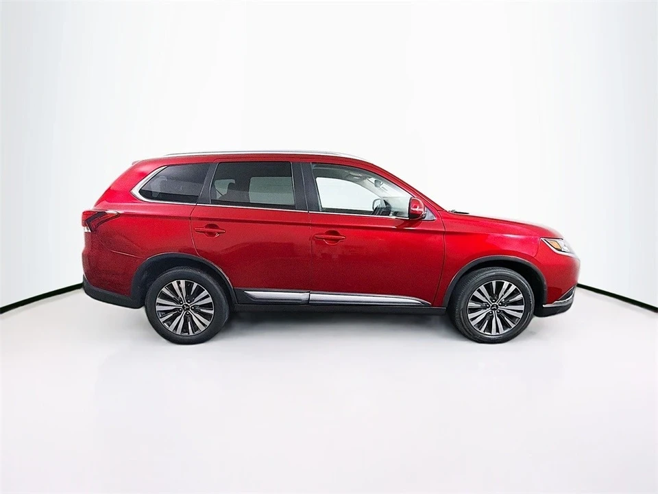2020 Mitsubishi Outlander - Image 8 of 12
