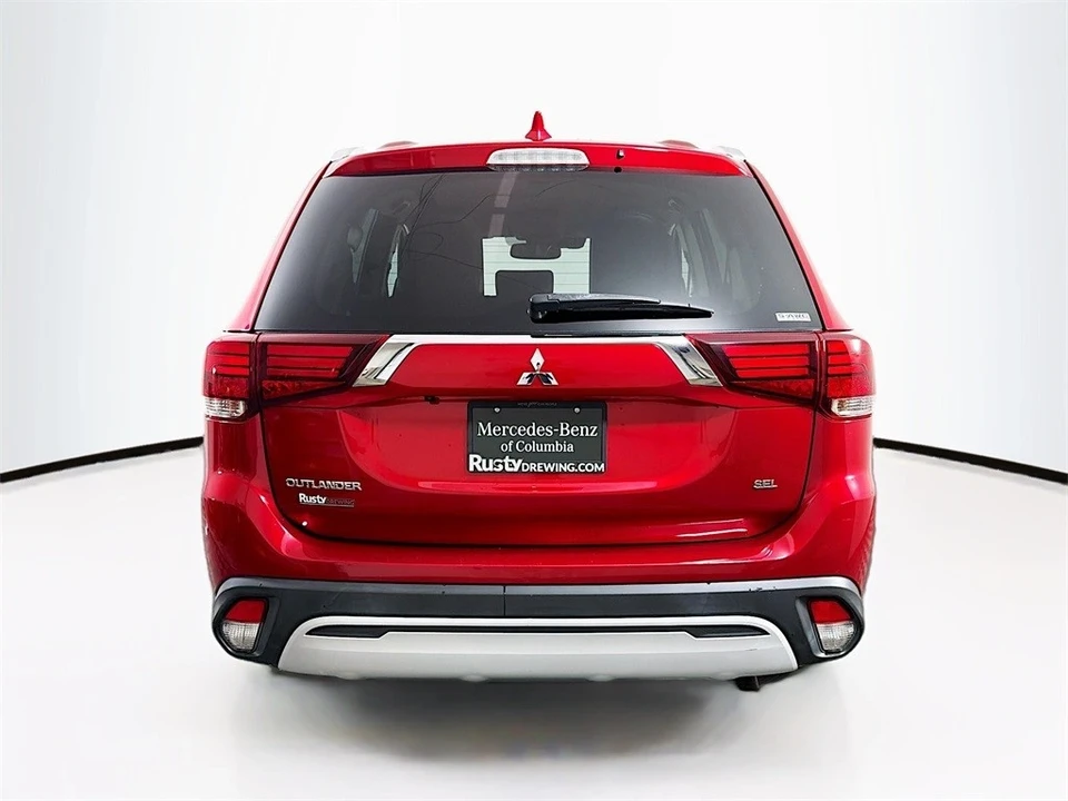 2020 Mitsubishi Outlander - Image 6 of 12