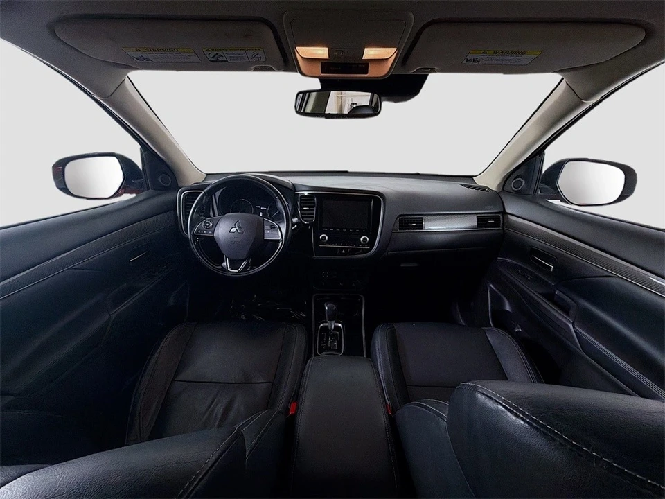 2020 Mitsubishi Outlander - Image 9 of 12
