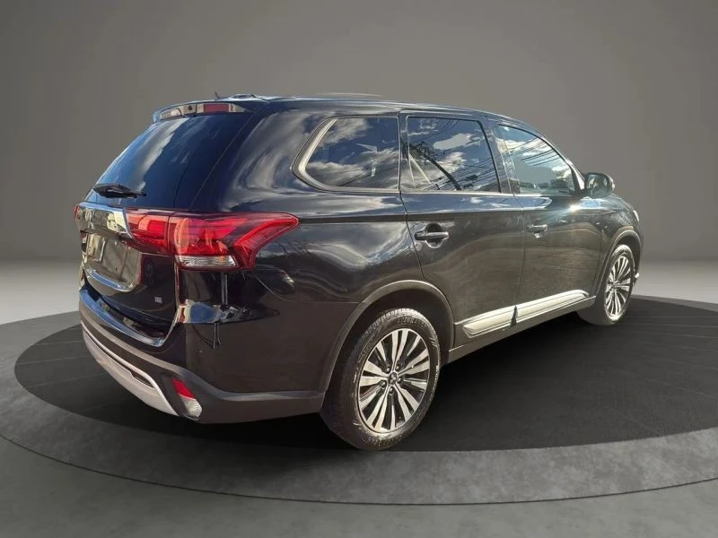 2020 Mitsubishi Outlander - Image 5 of 12
