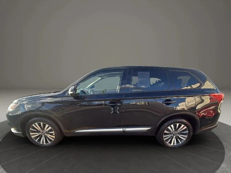 2020 Mitsubishi Outlander - Image 8 of 12