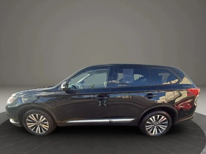 2020 Mitsubishi Outlander - Image 8 of 12