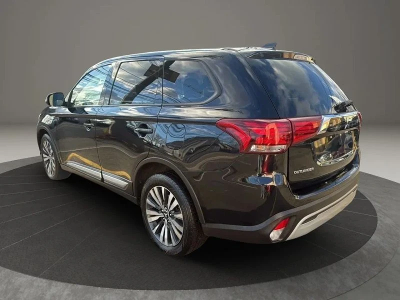 2020 Mitsubishi Outlander - Image 7 of 12