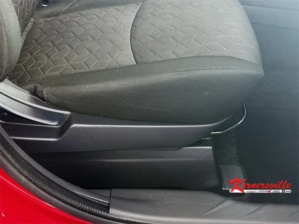 2020 Mitsubishi Outlander - Image 21 of 21