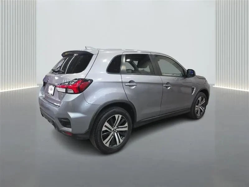 2020 Mitsubishi Outlander - Image 5 of 12