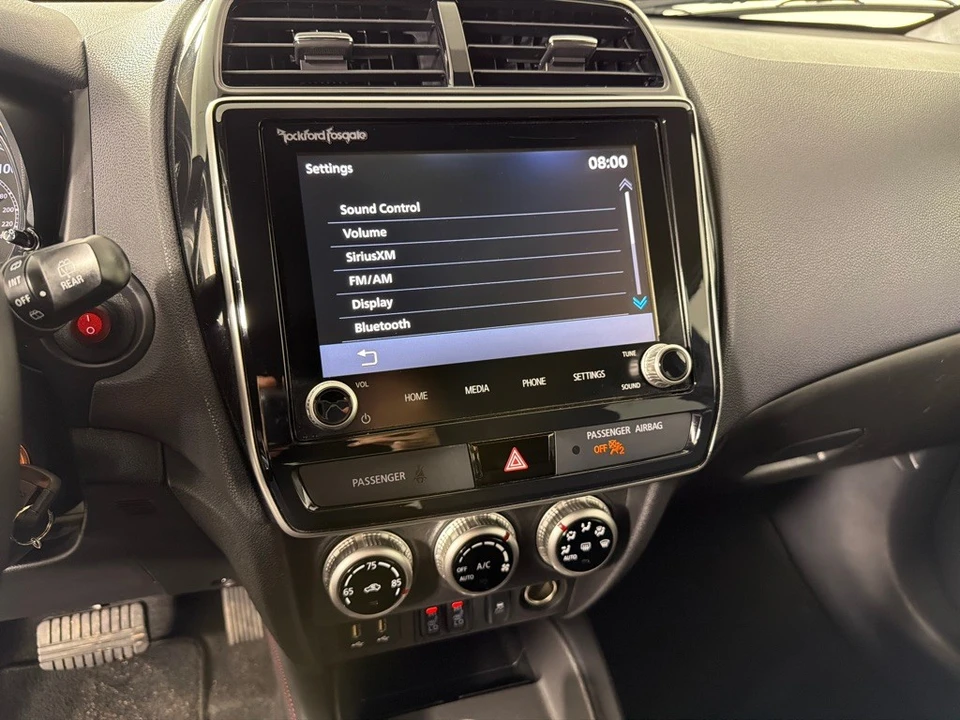 2020 Mitsubishi Outlander - Image 14 of 21
