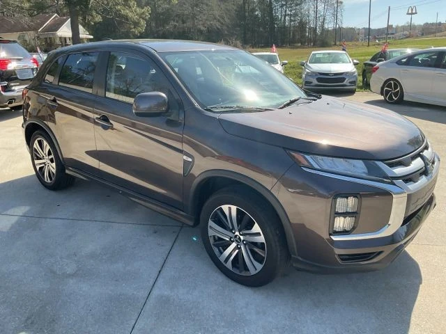 2020 Mitsubishi Outlander - Image 16 of 21